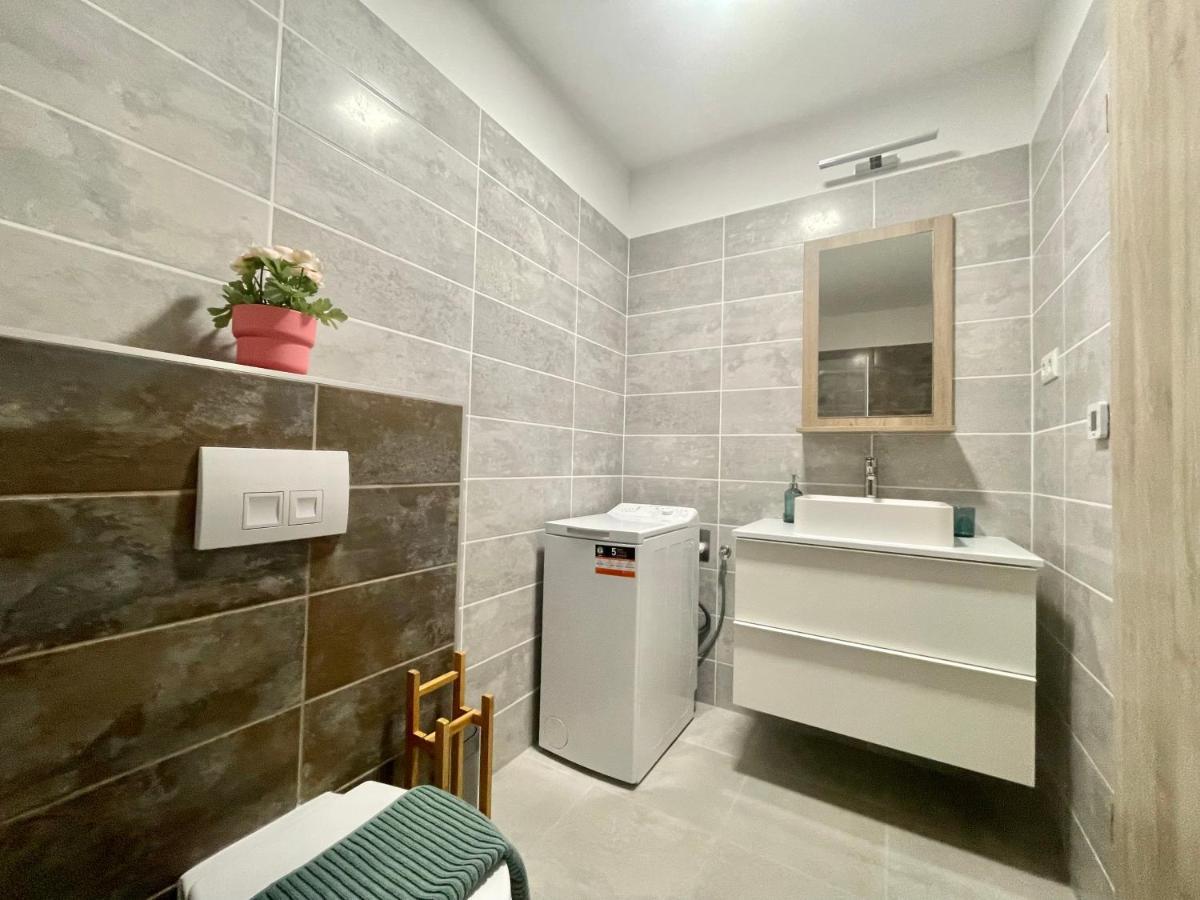 B146 Design Lux Apartments 부다페스트 외부 사진